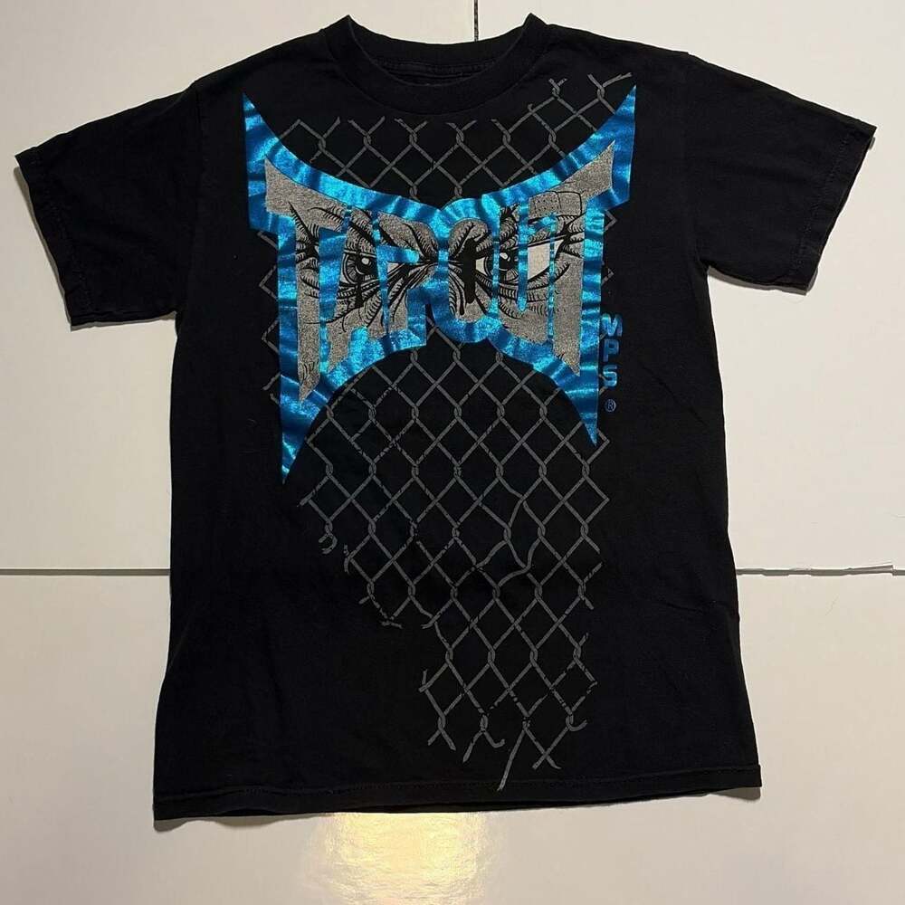 Y2k TAPOUT shirt